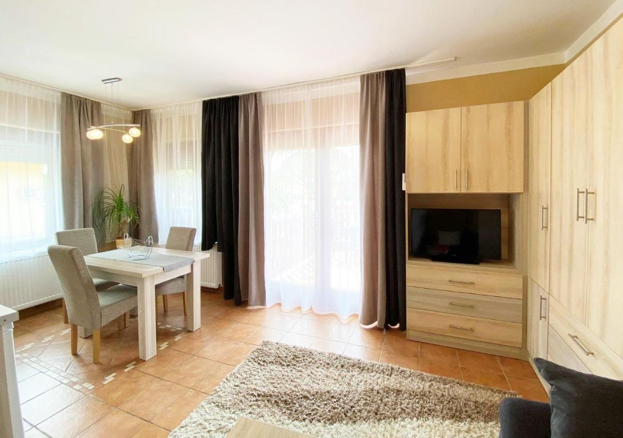 Apartman Siesta Bük Dış mekan fotoğraf