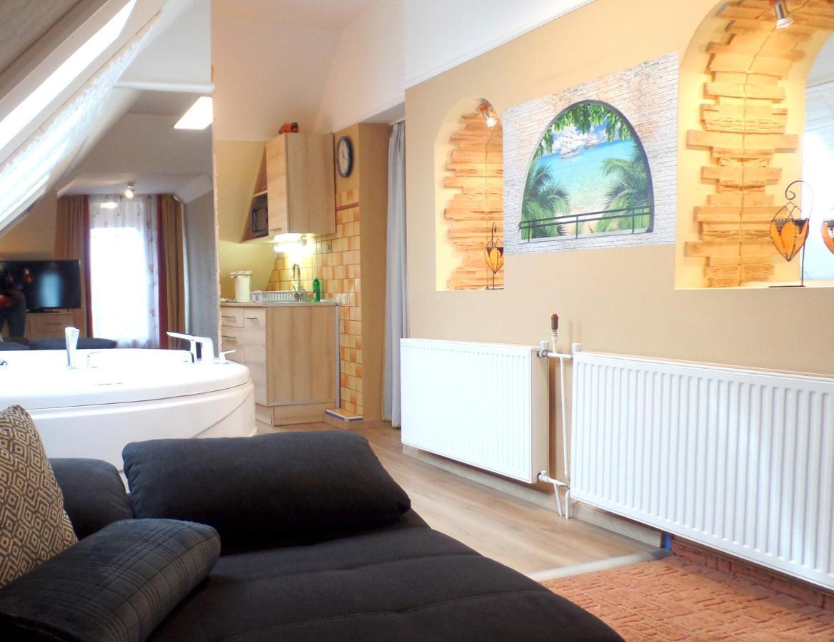 Apartman Siesta Bük Dış mekan fotoğraf