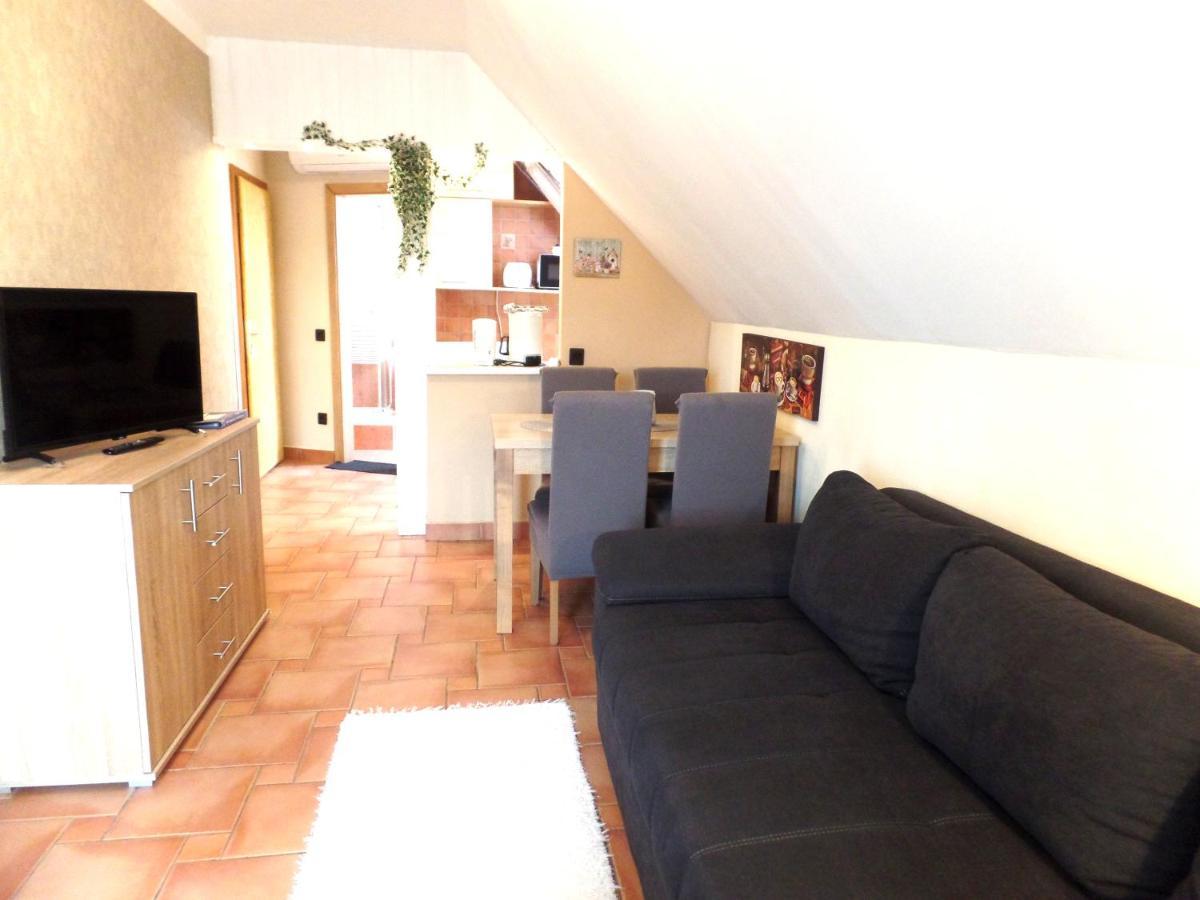 Apartman Siesta Bük Dış mekan fotoğraf